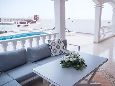 Madronal فيلة *